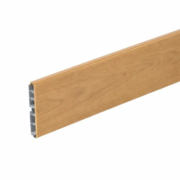 Zoccolatura per cucina in PVC di Colore Noce Chiaro