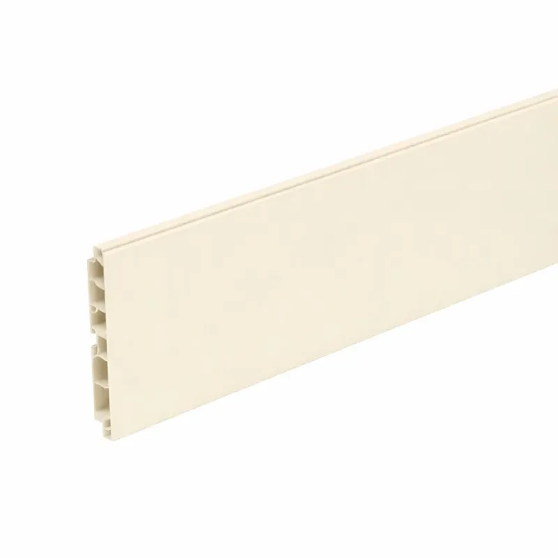 Zoccolatura per cucina in PVC di Colore Panna